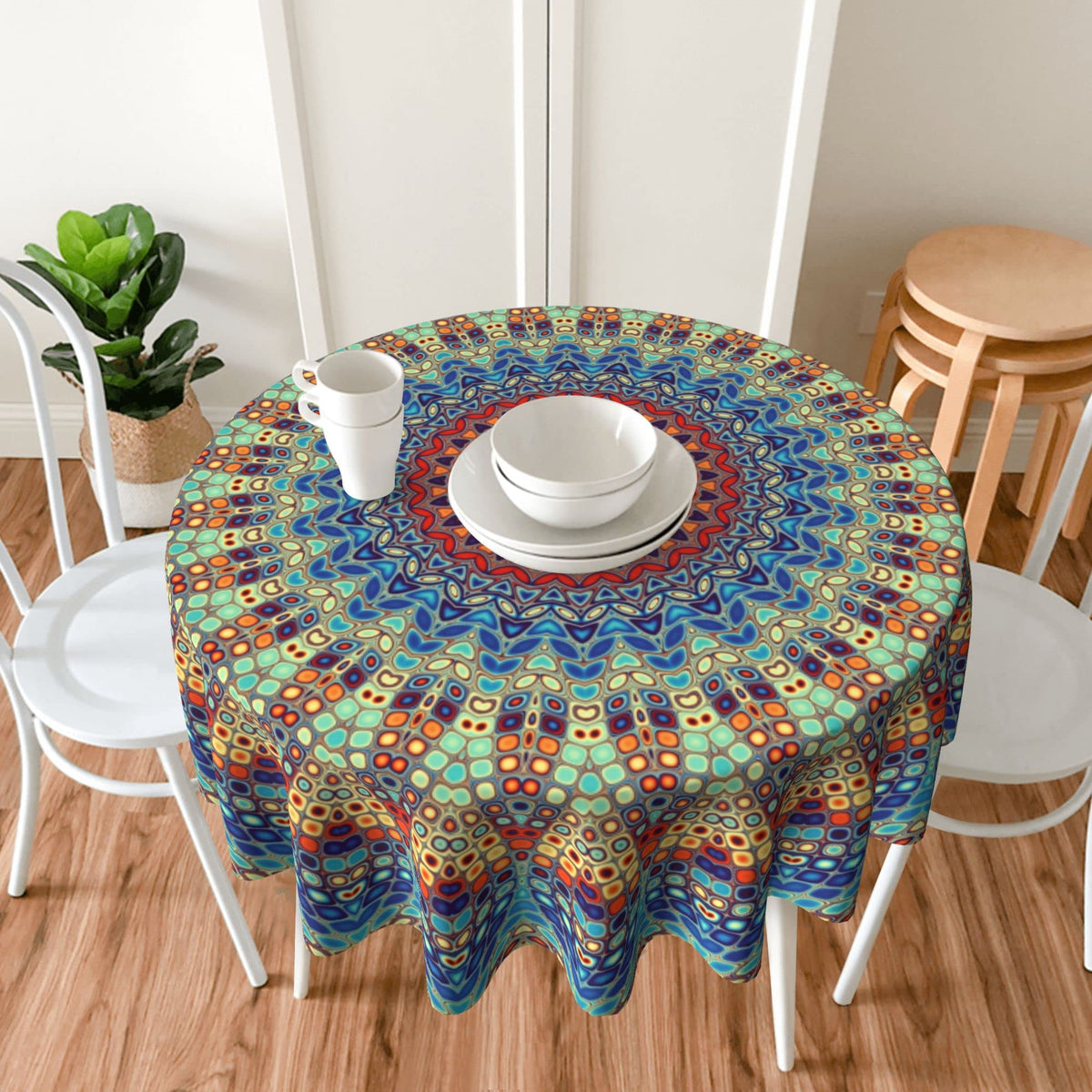 Arroganttiom care-friendly surface supports quick wipe-clean after spills.