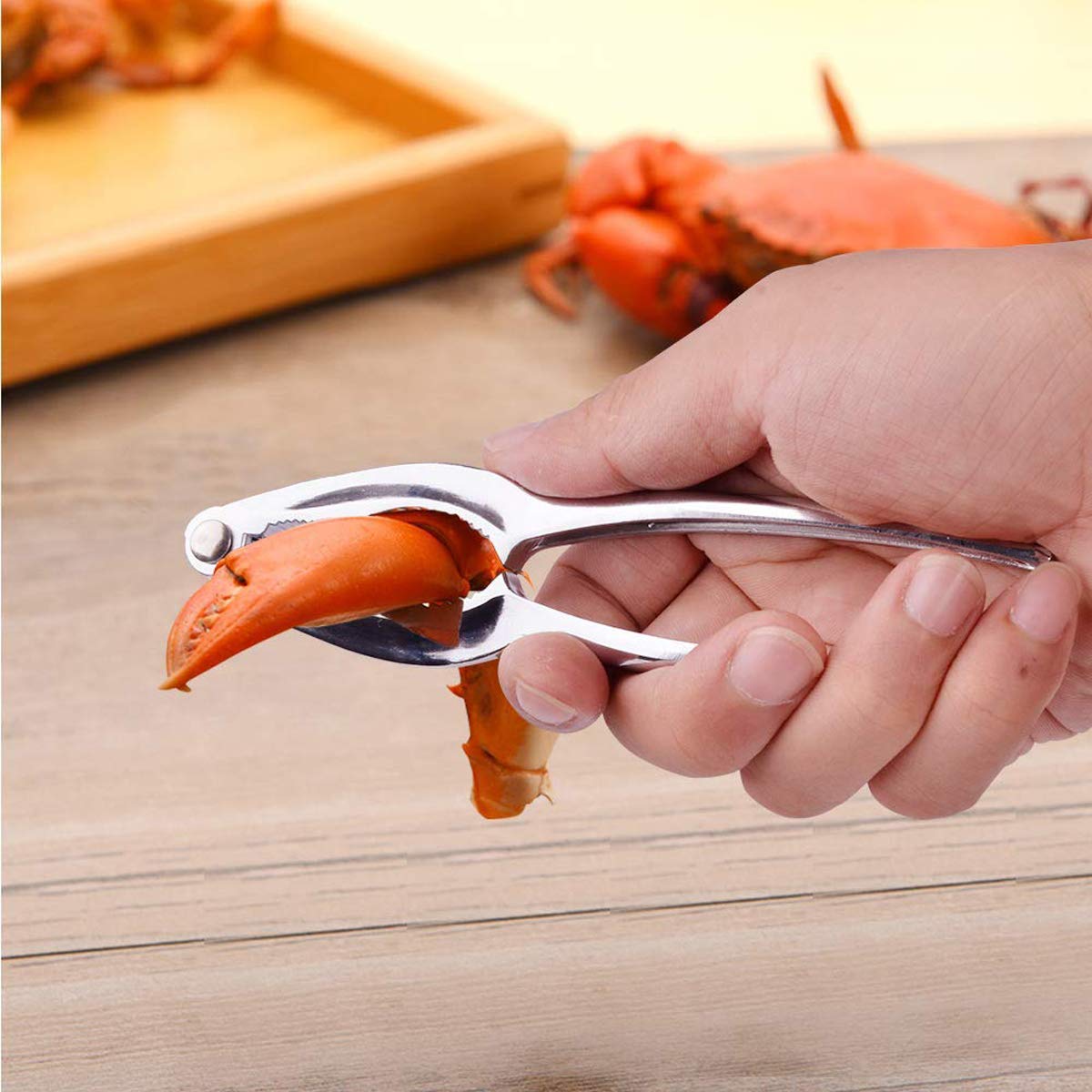 Artcome stainless steel forks close-up for precise meat extraction from seafood