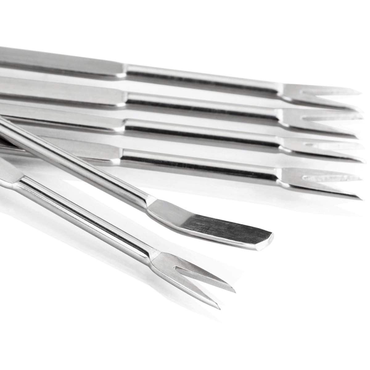 Artcome tools at table enabling stylish, efficient seafood dining experiences
