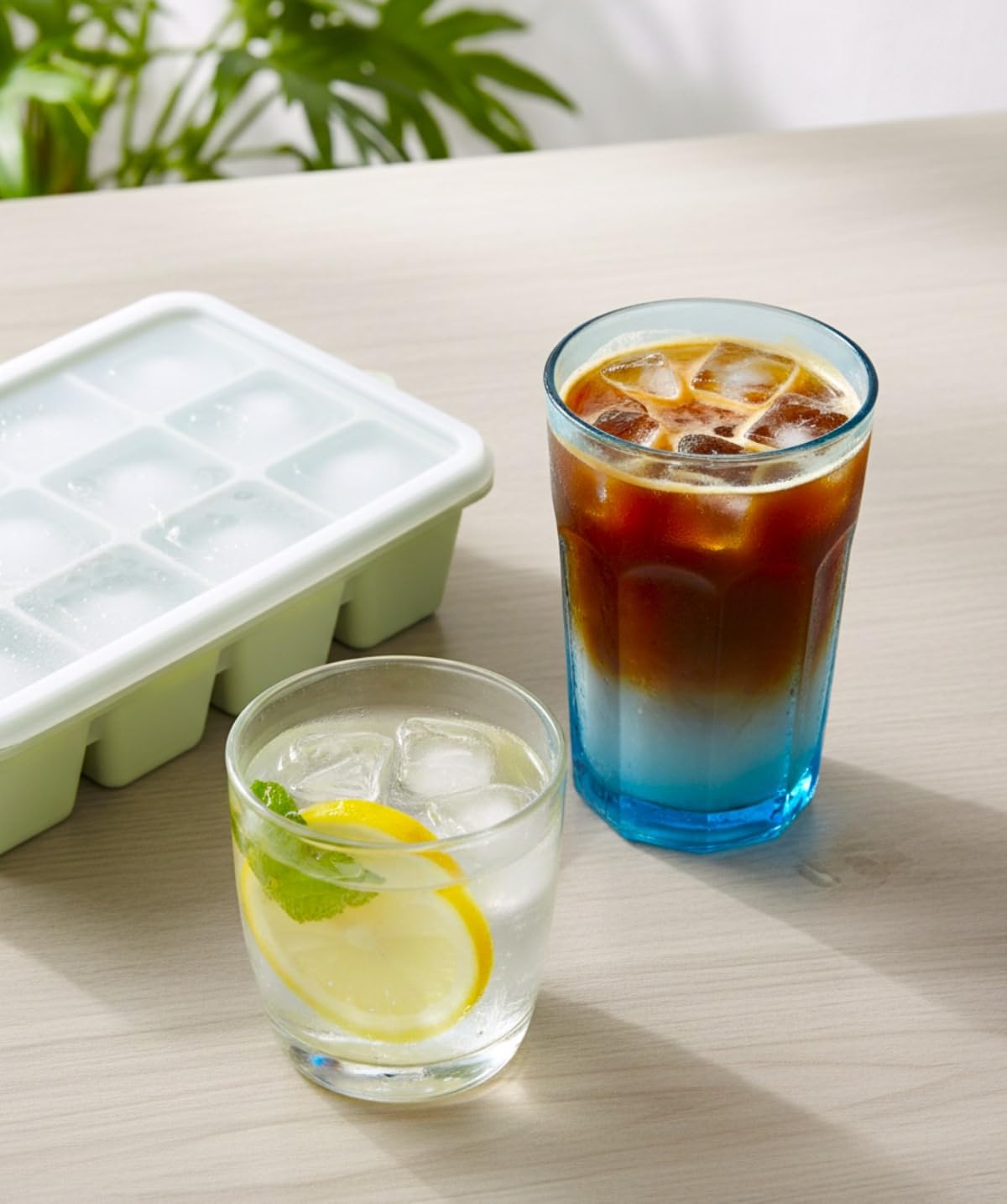 ARTLEO dishwasher and microwave safe ice trays for easy cleaning