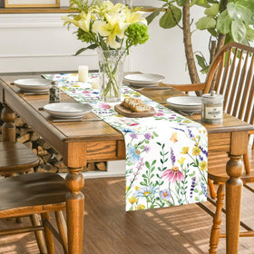 Artoid Mode 13x60 table runner suitable for 2–4 seats.