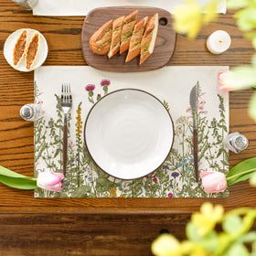 Artoid Mode placemats with hemmed edges resist fraying and keep a neat look.