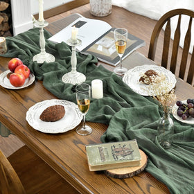Artoid Mode forest-green dining table setting for festive gatherings and everyday meals