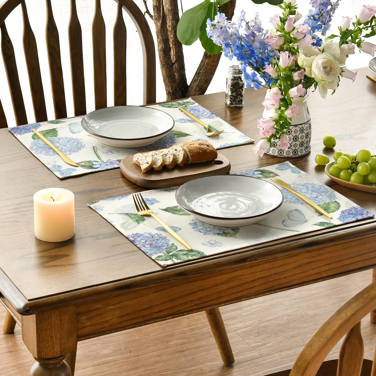 Artoid Mode Hydrangea Butterfly placemat with reinforced edges reduces fraying during gatherings