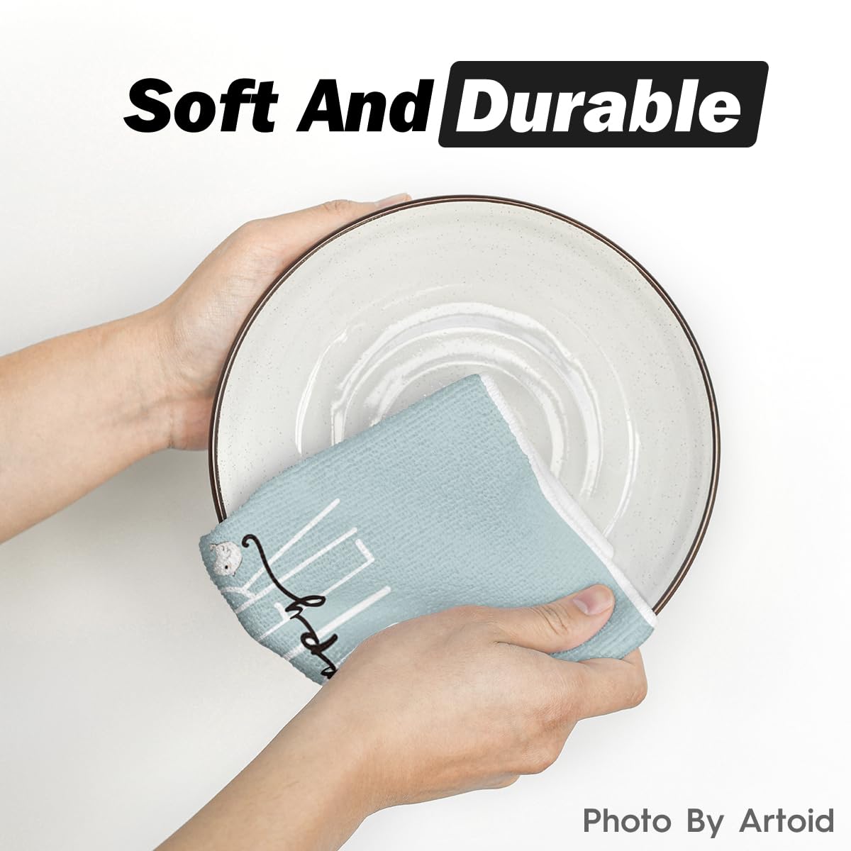 Artoid Mode set of 4 towels combines practical cleaning with seasonal charm.