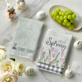Artoid Mode spring farmhouse towel, perfect for everyday wiping and decor.
