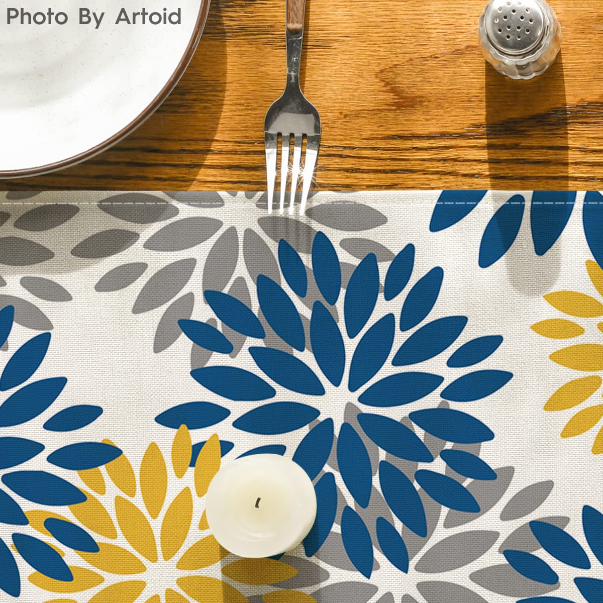 Artoid Mode bright table decor for holidays and celebrations with this runner.