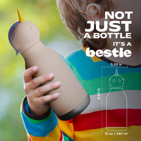 asobu Bestie Bottle ergonomic design is easy for small hands to grip