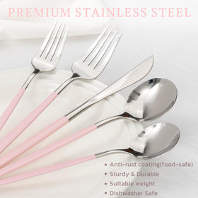 Astercook 24-piece set ready for four diners