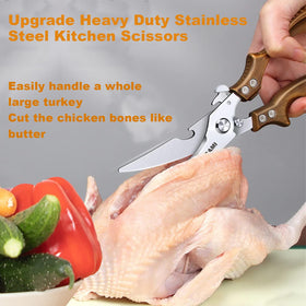 AUDAMI stainless steel blades with micro-serration improve grip on slippery foods.