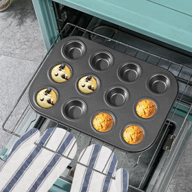 Audingull 12-cup pan supports muffins, quiches, tarts, and appetizers.