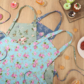 Auidy_6TXD kitchen-ready apron ideal for cooking and baking.