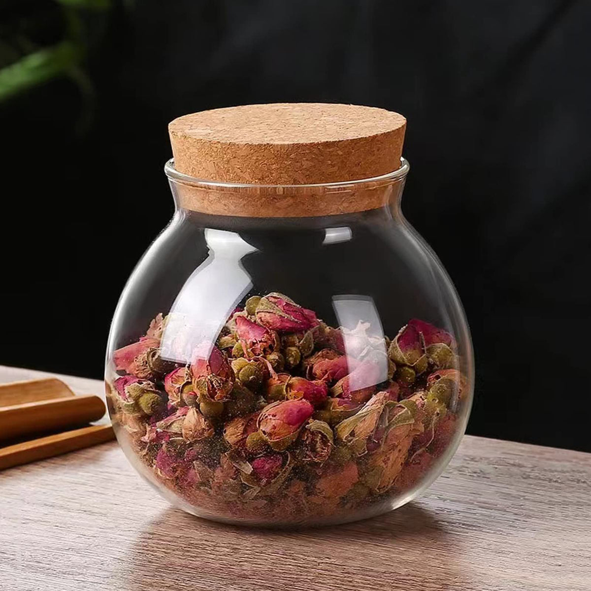 Aurfedes glass jars storing coffee beans with clear visibility
