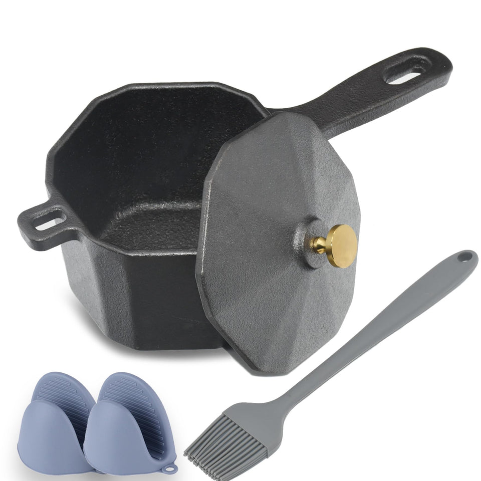 Aurionix small cast iron sauce pot with lid for precise melting on the stove