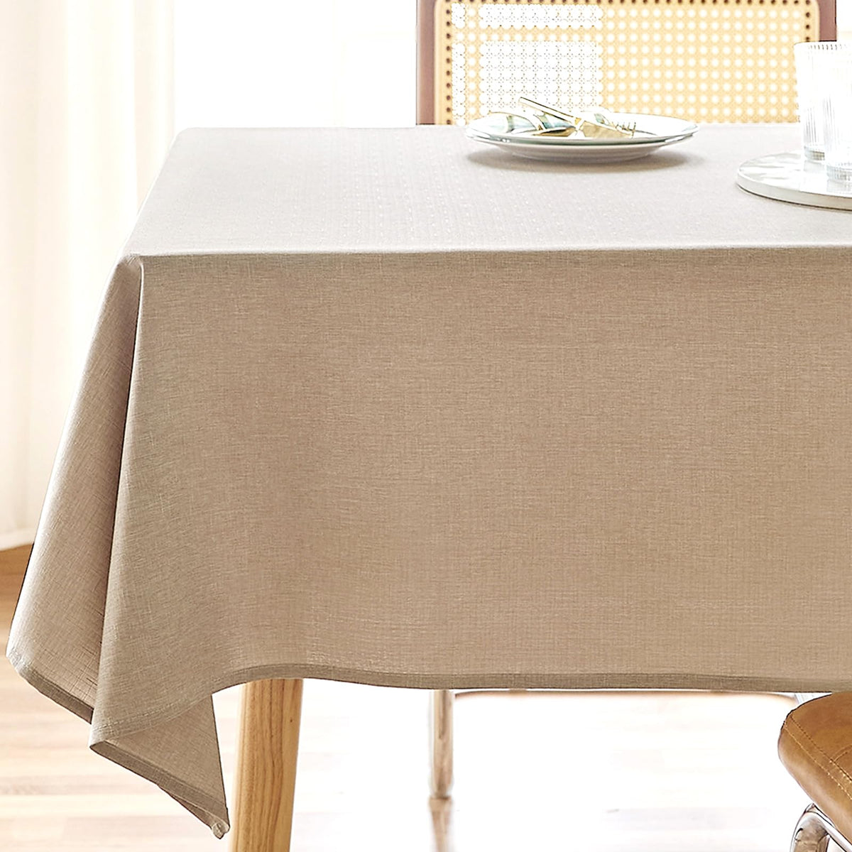 AUSSPVOCT textured tablecloth in 52x70 showing linen texture for durable family dining