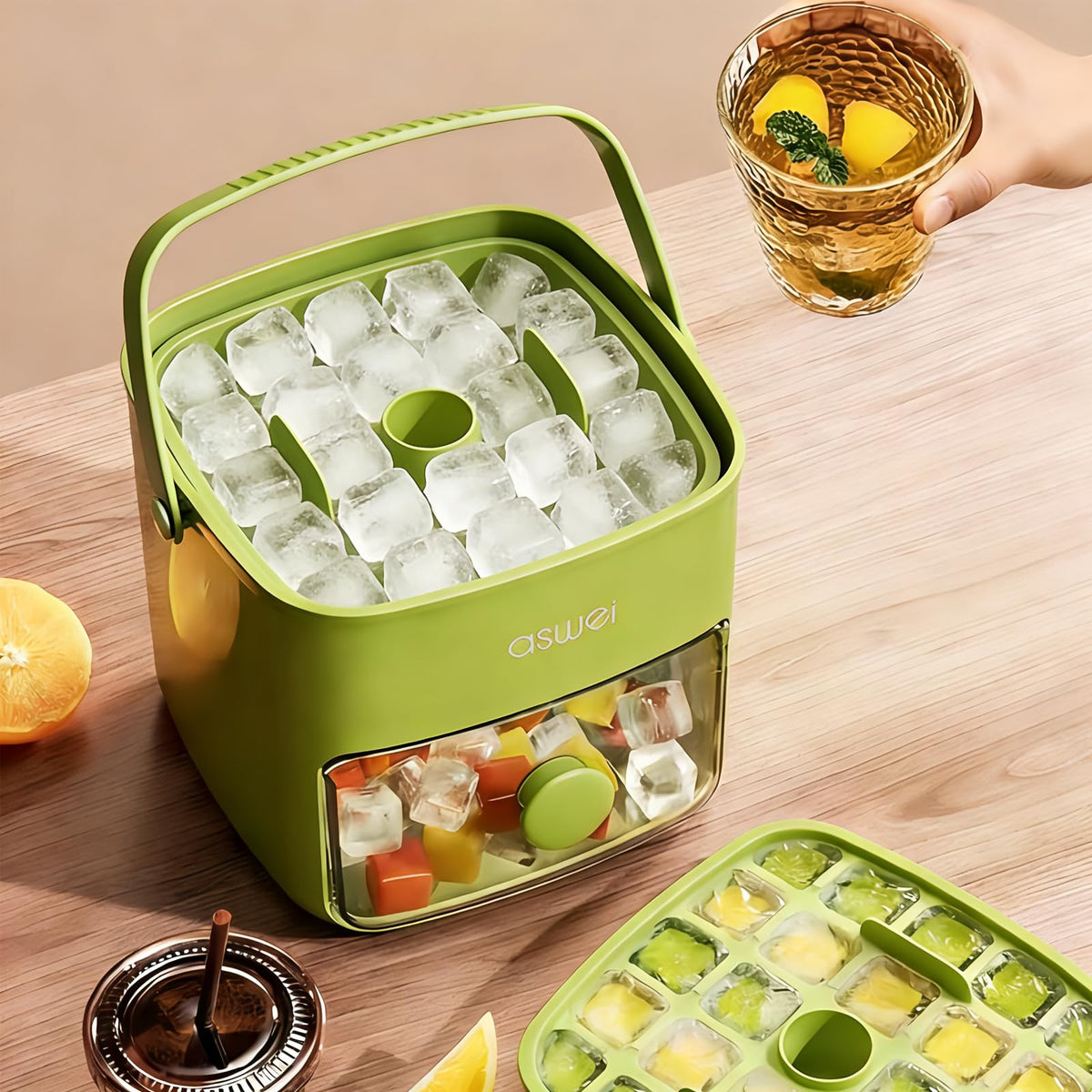 AUZUX BPA-free ice trays in green for safe daily use