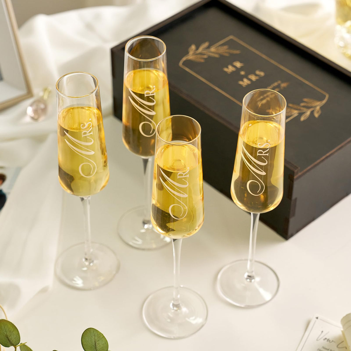 AW BRIDAL flutes feature a laser-smoothed rim for a smoother sip