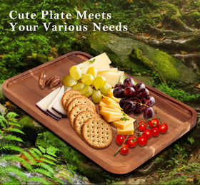 Ayiaren charcuterie-board rectangle in acacia wood for stylish appetizers and small gatherings.