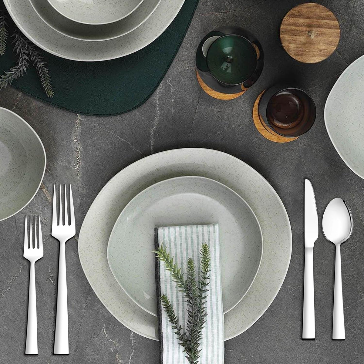 Ayiaren dishwasher-safe silverware set simplifies post-meal cleanup.