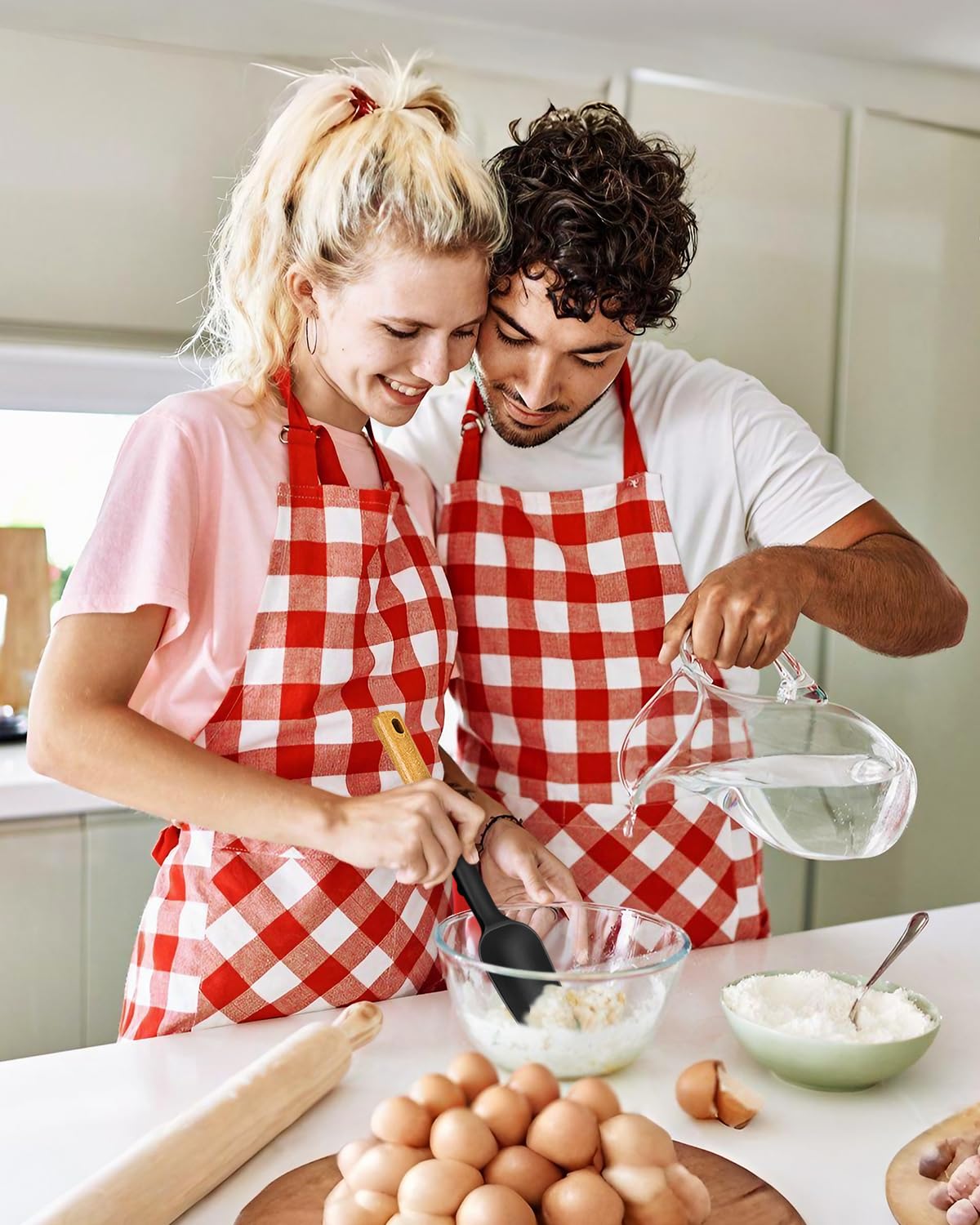 Badiano four-pack set covers bake, fry, and sauce tasks.