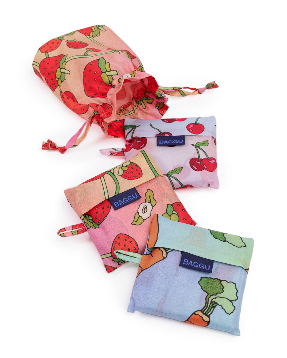 Baggu Carrots & Berries front view, roomy reusable bags for groceries