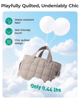 Inside BAGSMART lunch bag, aluminum foil lining for easy wipe-clean maintenance.