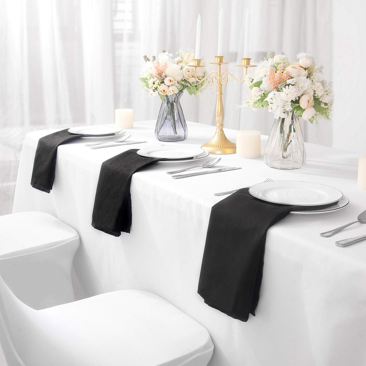 Bailarina napkins ideal for weddings, banquets, and hotel events.