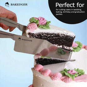 Bakedger cake knife slicer dishwasher-safe design allows quick cleanup.