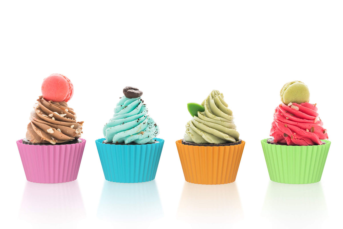 Bakerpan colorful liner set in blue, green, orange, pink for parties