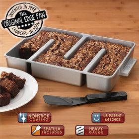 Baker's Edge outer edges crisp in every slice for a crowd-pleasing crust
