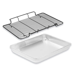 Baker's Secret easy-clean surface for quick post-cook cleanup