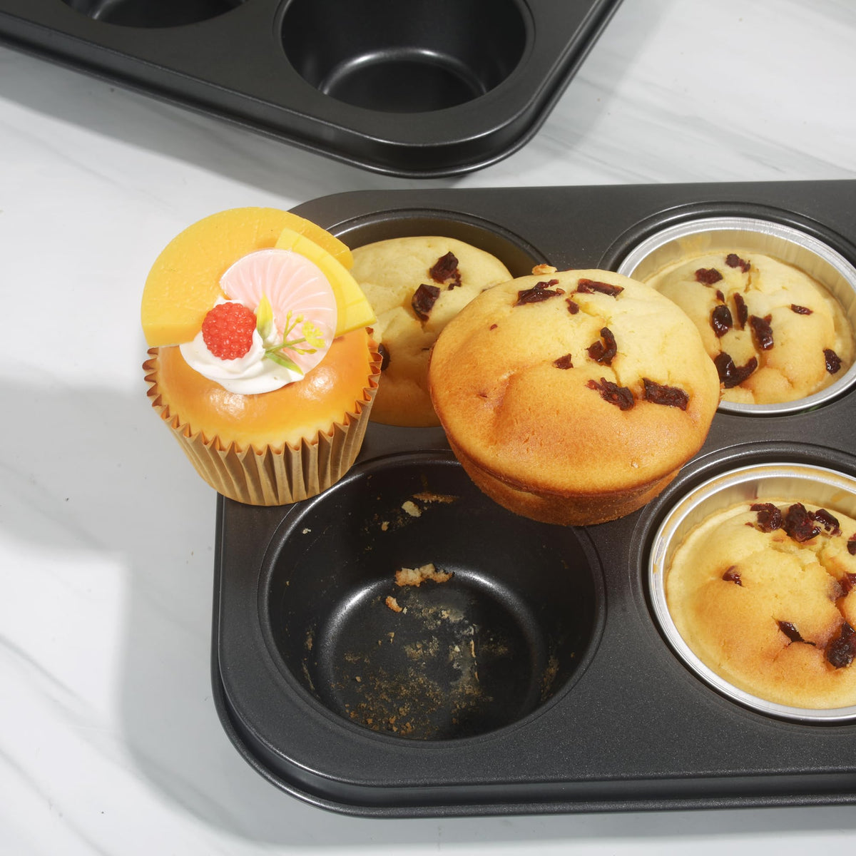 Bakexcel spatula included with pan highlights convenient tools for seamless baking.