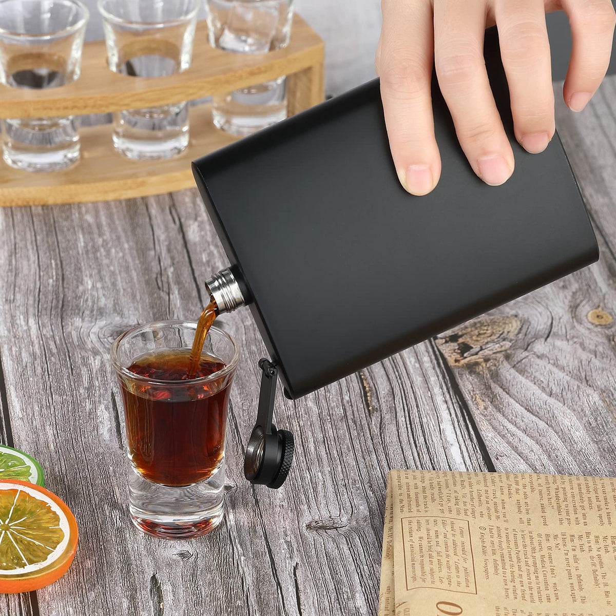 BALABALA wedding party flasks ideal gifts for groomsmen and bridesmaids at celebrations