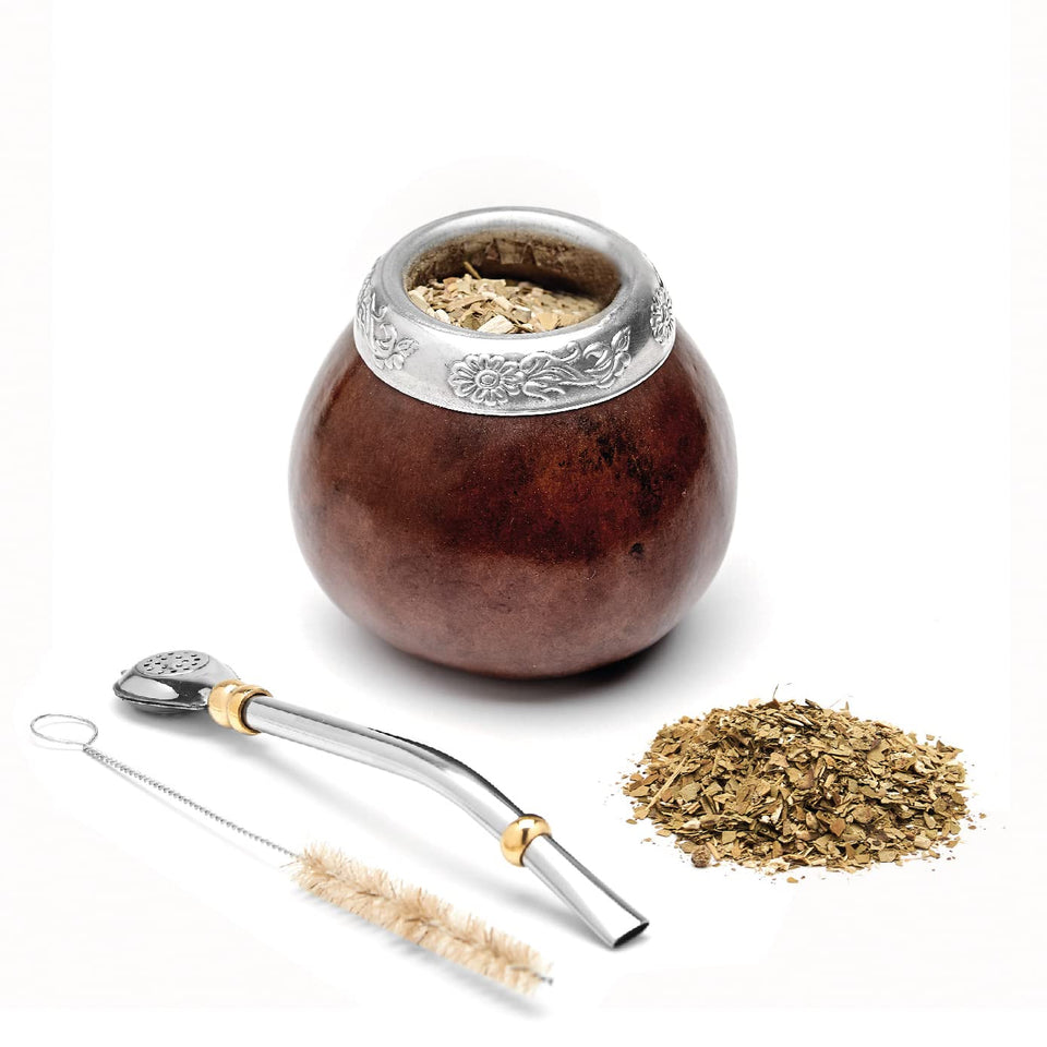 BALIBETOV Yerba Mate Gourd in natural calabash for authentic traditional brewing.