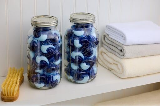 Airtight BPA-free lid on Ball jar preventing leaks