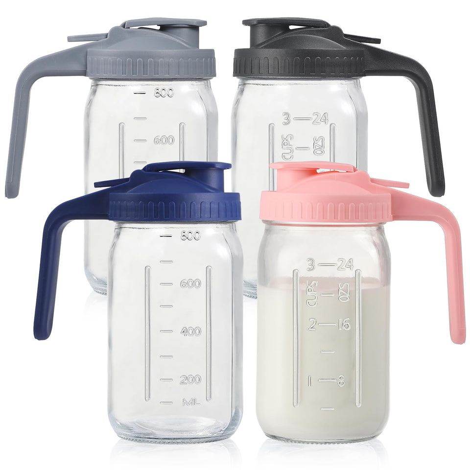 Balter-D 4-pack glass pitcher with lid, ideal for family meals and beverages.