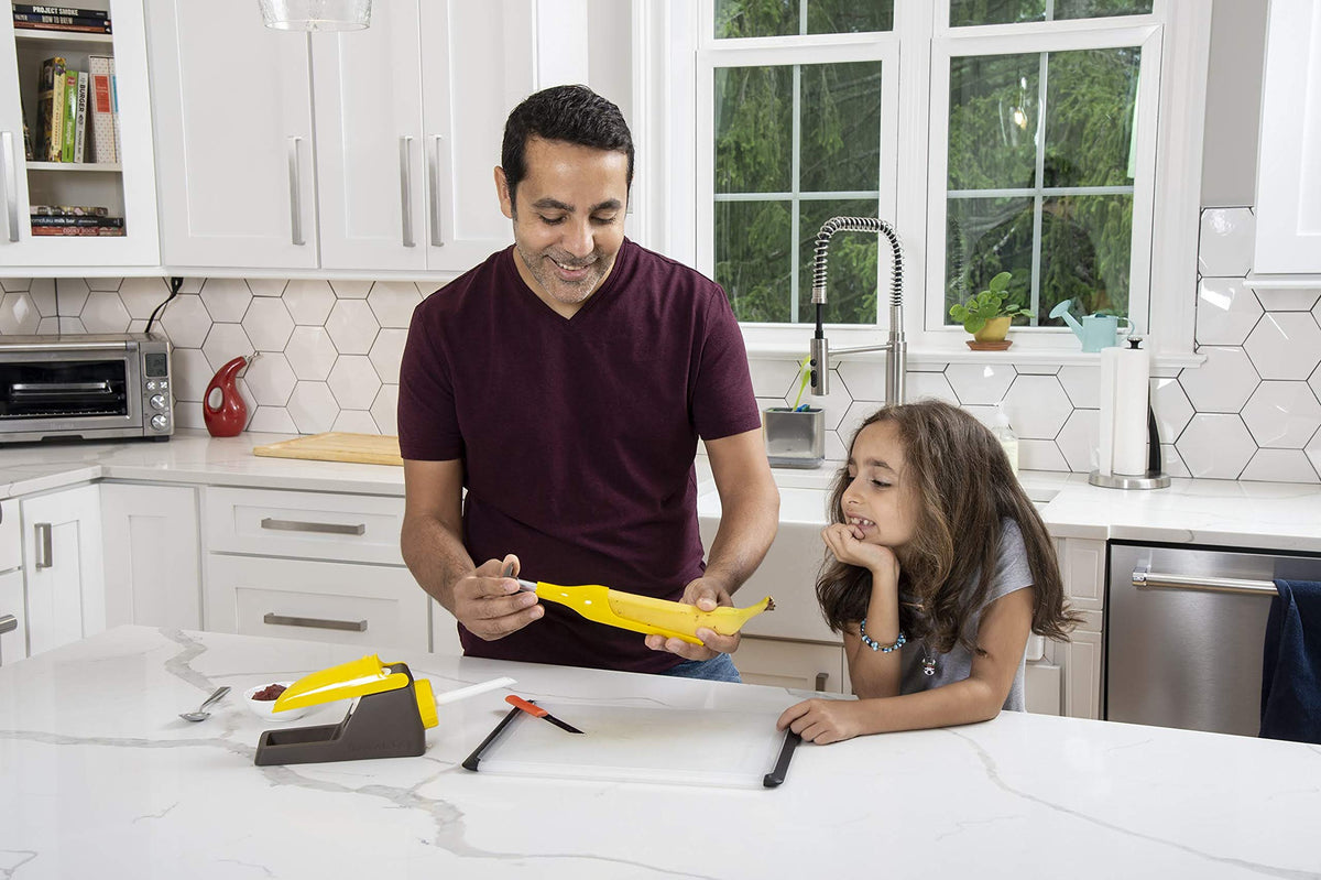 Banana Loca with bristle brush enabling no-mess cleanup after prep.