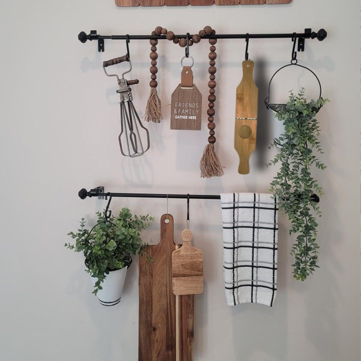 Bantlou gift-idea-kitchen-tool arrives as a unique Caribbean-inspired present.