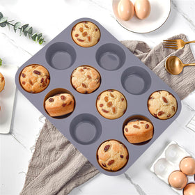 Baocuan silicone pans clean easily after each bake.