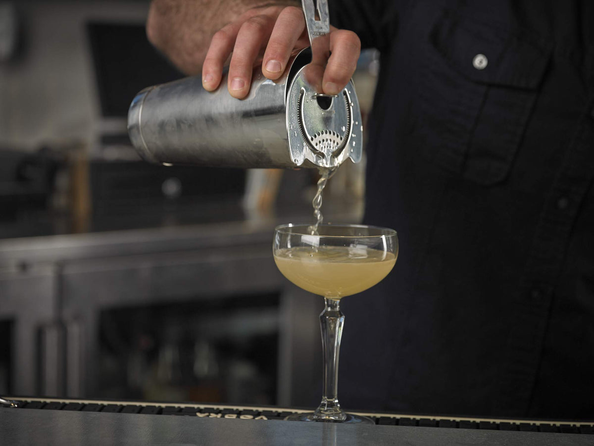 Barfly shaker shown dishwasher-safe for easy cleanup.