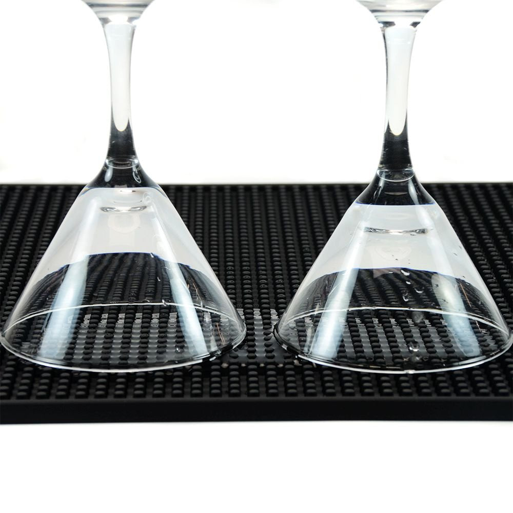 BARsics PVC Bar Service Mat helps prevent water mess and keeps spills contained.
