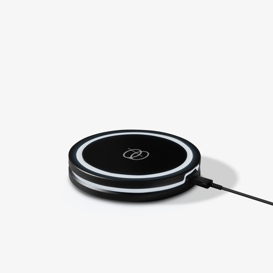 Barsys Smart Coaster 2.0 front view with color-guided pour cues for precise mixes.