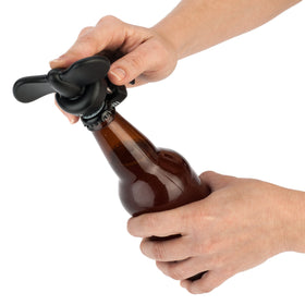 Bartelli Soft Edge 3-in-1 no-squeeze handle design for one-handed use.