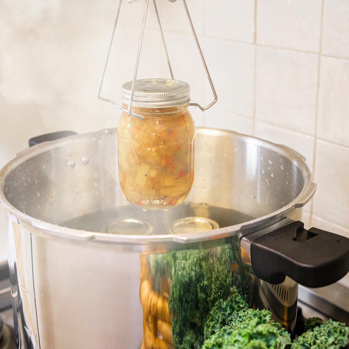Barton's induction-compatible canner shows versatile cooking across heat sources.