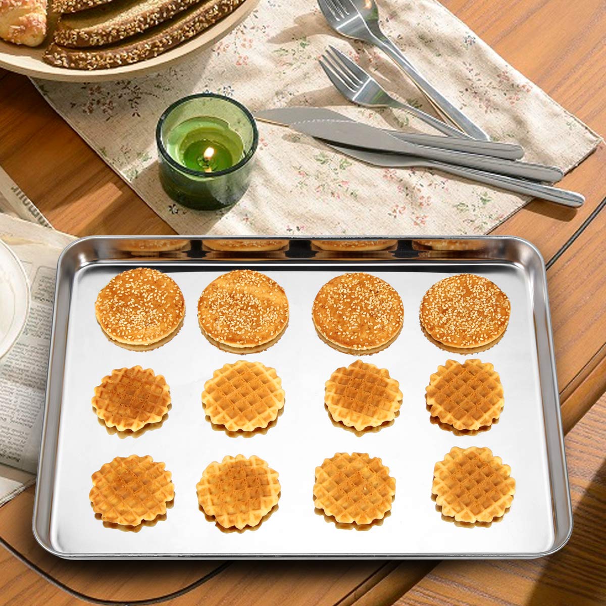 Bastwe mirror finish baking pan for smooth release and minimal sticking.