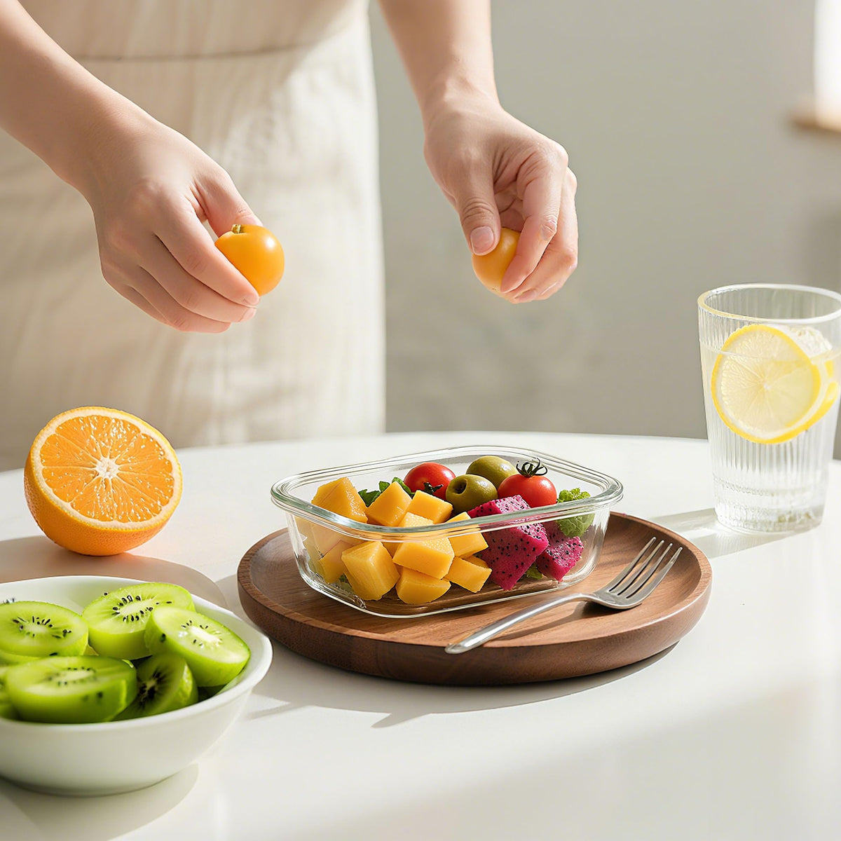 Stackable BAYZZ glass containers saving fridge space while organizing meals