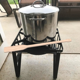 BBQ-PLUS brewing stir paddle supporting homebrewing with sturdy wood