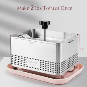 bd.Ai Tofu Press shows widened triangular knob for better grip