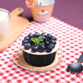 Beasea party-ready dessert cups ideal for weddings and celebrations.