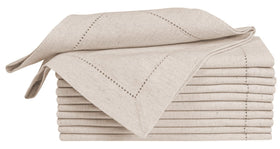 Bedding Craft dining linen for everyday meals adds timeless appeal.